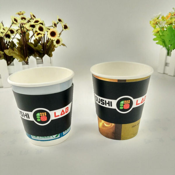 Özelleştirilebilir İçecek Kupa Koltuğu Tek kullanımlık Kraft Karton Marka Logosu Yazdırılmış Tasarımlı Kahve Çay Saklayıcısı