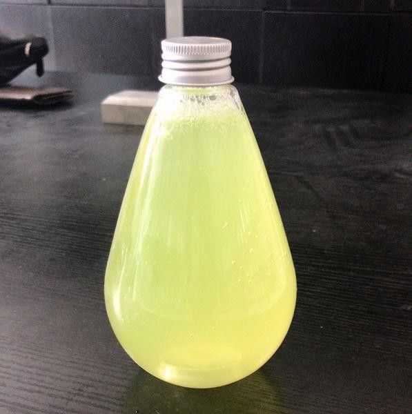 Gıda Sınıfı Süt Çay Plastik İçecek Şişeleri 500ml Bpa Ücretsiz Dekoratif Tasarım